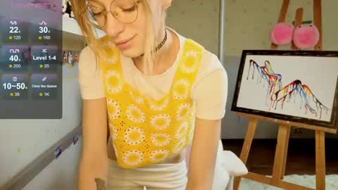 Snapshot of miamooonn chatting on June 23, 1:53 pm MiaMoon online show from June 23, 1:53 pm