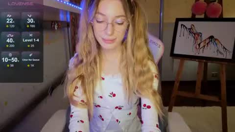 Snapshot of miamooonn chatting on July 5, 2:35 pm MiaMoon online show from July 5, 2:35 pm