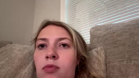 miasmith_001 online show from June 8, 10:43 pm