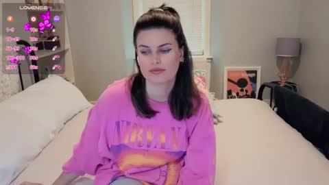 Mia  online show from October 24, 12:45 pm