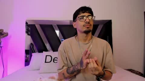 MiaIron online show from April 4, 12:13 pm