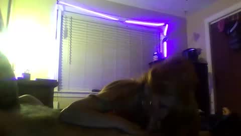 micandbri7482 online show from May 21, 4:52 am