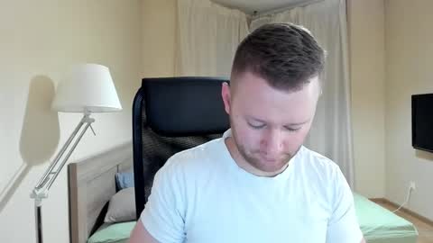 Snapshot of michael_birkin chatting on December 14, 4:45 am Michael Birkin online show from December 14, 4:45 am