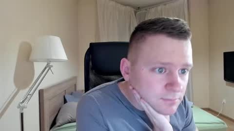 Snapshot of michael_birkin chatting on December 24, 3:05 am Michael Birkin online show from December 24, 3:05 am