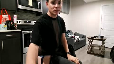 michaeltwinkboy online show from July 1, 3:52 am