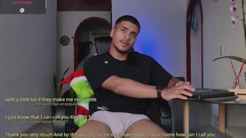 Snapshot of michel_g22 chatting on March 14, 10:26 pm michel g22 online show from March 14, 10:26 pm