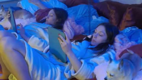 Mickey online show from February 16, 1:47 am