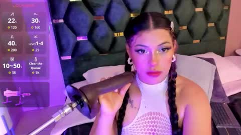 Micki online show from October 24, 11:39 am