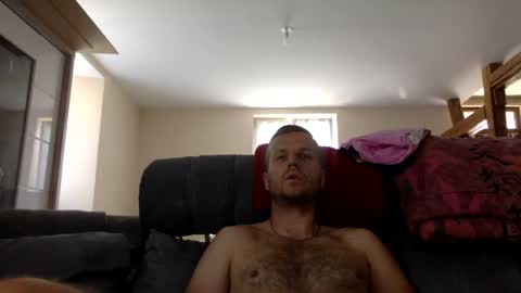 mickylove67 online show from August 8, 9:11 am
