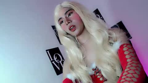 midnight_mystique18 online show from April 8, 12:05 pm