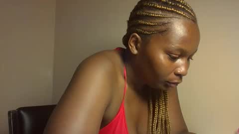 Snapshot of midnight_teasee chatting on February 9, 8:07 am Goddess online show from February 9, 8:07 am