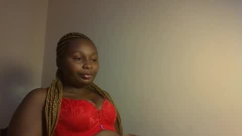 Snapshot of midnight_teasee chatting on February 13, 9:22 pm Goddess online show from February 13, 9:22 pm