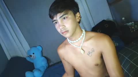 Snapshot of midnightkiller_ chatting on November 17, 4:46 pm Kitty online show from November 17, 4:46 pm