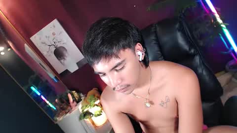 Snapshot of midnightkiller_ chatting on May 12, 8:28 pm Kitty online show from May 12, 8:28 pm