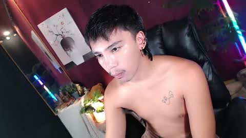 Snapshot of midnightkiller_ chatting on May 13, 9:55 pm Kitty online show from May 13, 9:55 pm