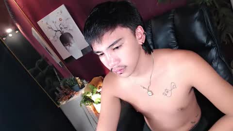 Snapshot of midnightkiller_ chatting on May 20, 10:21 am Kitty online show from May 20, 10:21 am