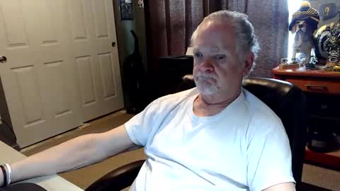 midwestdad09 online show from March 30, 4:19 pm