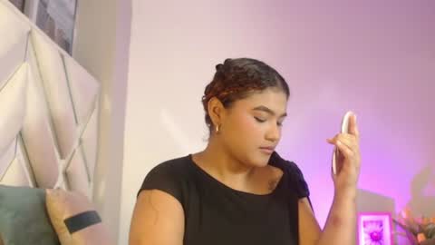 miel online show from July 9, 1:26 pm
