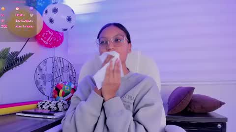 miel_ambar online show from June 29, 3:56 pm