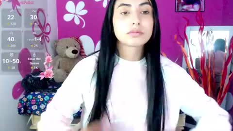 Nicole online show from July 11, 12:08 pm