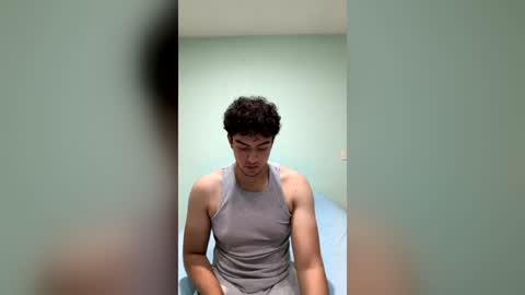 Snapshot of migguev chatting on July 4, 1:23 am migguev online show from July 4, 1:23 am