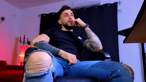 MightyAaron online show from February 27, 5:13 pm