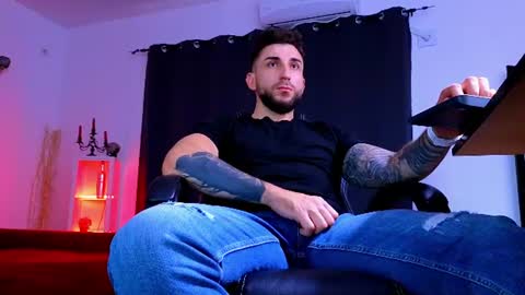 MightyAaron online show from July 16, 5:19 pm