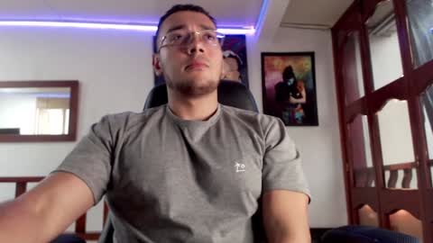 Strong Man online show from February 5, 8:25 pm