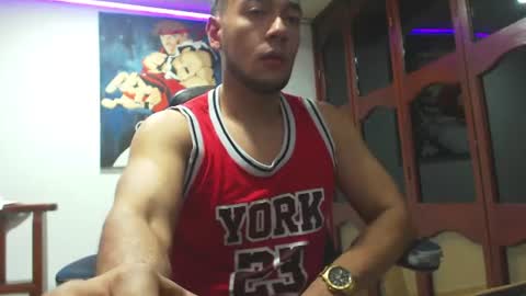 Strong Man online show from August 4, 5:43 am