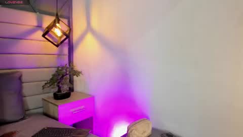 Snapshot of miia_ferrari chatting on June 17, 1:12 pm miia_ferrari online show from June 17, 1:12 pm