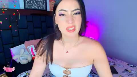 Miia Paris online show from February 3, 6:40 am