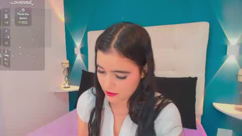 Snapshot of miiacarter_ chatting on June 12, 3:16 am MIA online show from June 12, 3:16 am