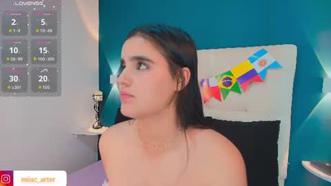 Snapshot of miiacarter_ chatting on July 11, 11:46 am MIA online show from July 11, 11:46 am