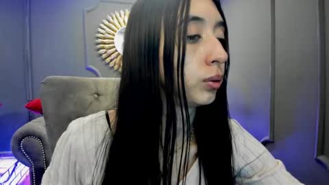 miilu  online show from January 29, 7:36 am