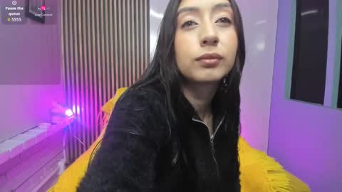 miilu  online show from September 18, 3:19 am