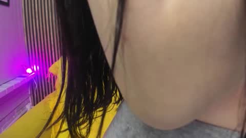 miilu  online show from November 21, 4:00 am