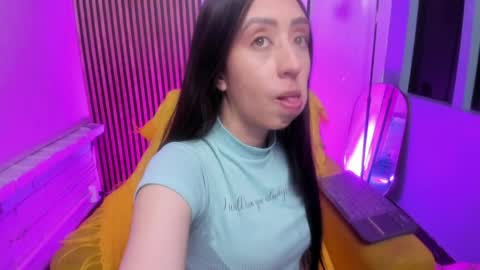 miilu  online show from April 19, 3:17 am