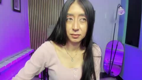 miilu  online show from July 7, 3:31 am