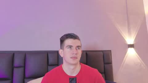 mikael online show from April 19, 4:45 am