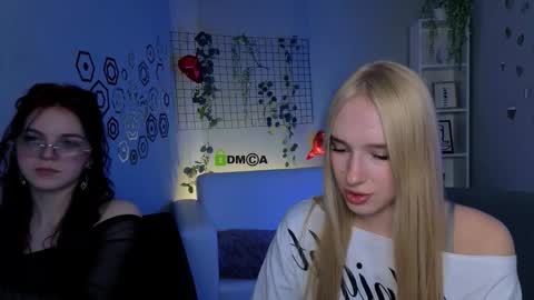 Mika online show from March 5, 9:11 pm