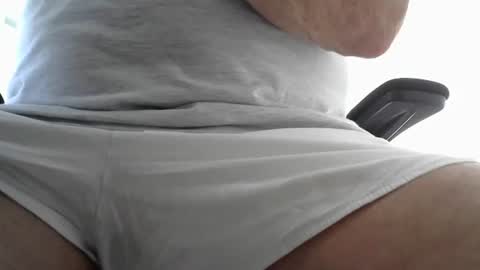 mike26051 online show from June 20, 7:11 am