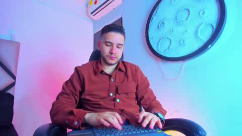 Mike  online show from January 19, 11:25 am