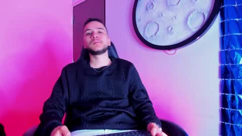 Mike  online show from April 13, 11:37 am