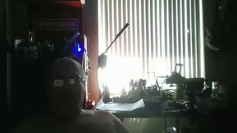 mike_allen4 online show from April 11, 5:50 pm