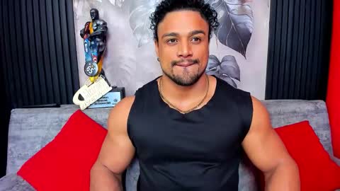   online show from January 7, 9:12 am