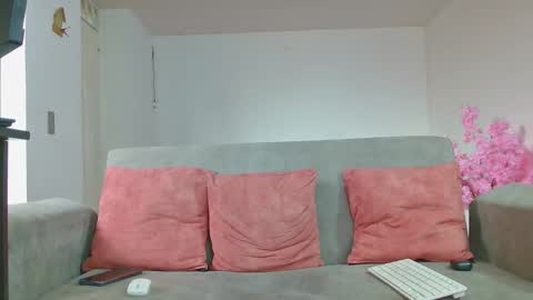 Snapshot of mike_fetish_ chatting on February 19, 12:23 pm Im Mike online show from February 19, 12:23 pm