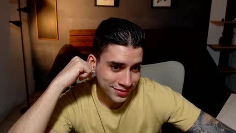 Mike Montoya online show from May 7, 2:39 am
