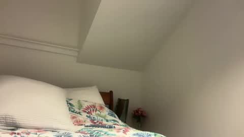 Snapshot of mike_sunn chatting on November 16, 8:09 am Mike online show from November 16, 8:09 am