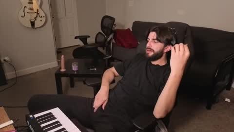 mikehawk1589 online show from March 3, 8:31 am