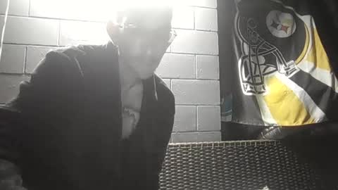 mikenquinn online show from June 16, 3:42 am